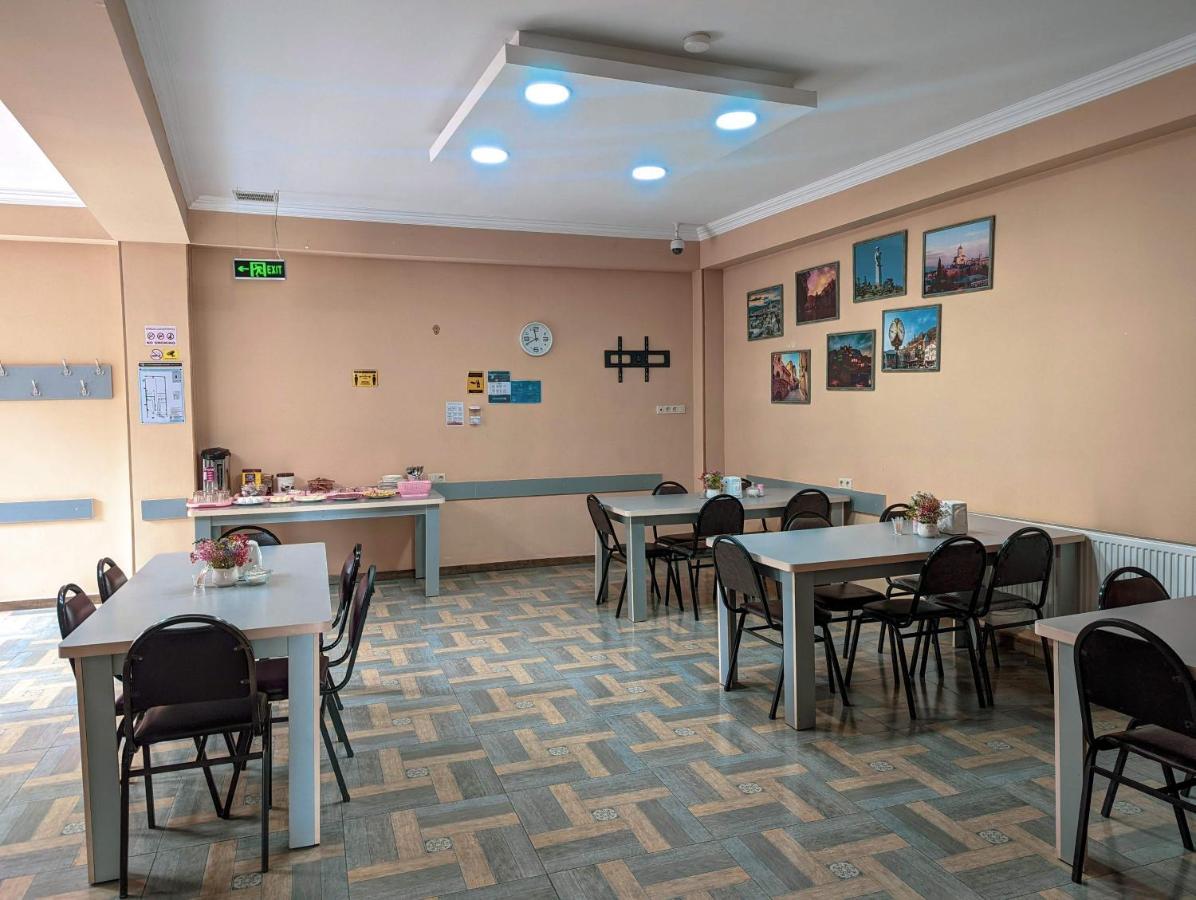Tbilisi Airport Hotel - Atu Экстерьер фото