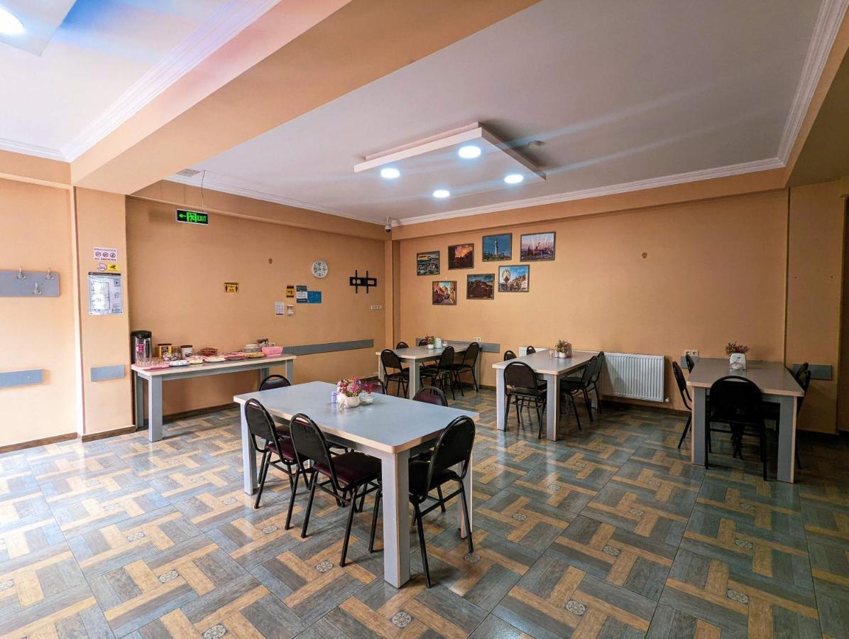 Tbilisi Airport Hotel - Atu Экстерьер фото