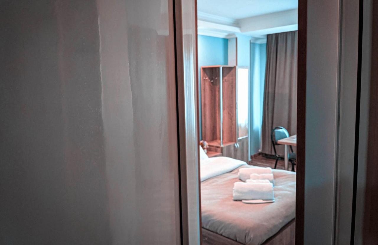 Tbilisi Airport Hotel - Atu Экстерьер фото