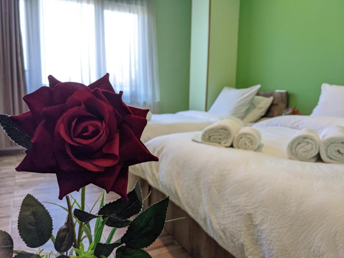 Tbilisi Airport Hotel - Atu Экстерьер фото