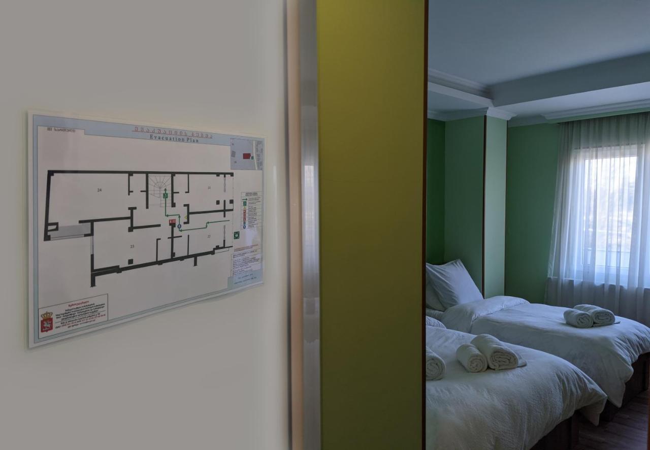 Tbilisi Airport Hotel - Atu Экстерьер фото